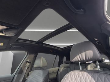 BMW X7 - 11