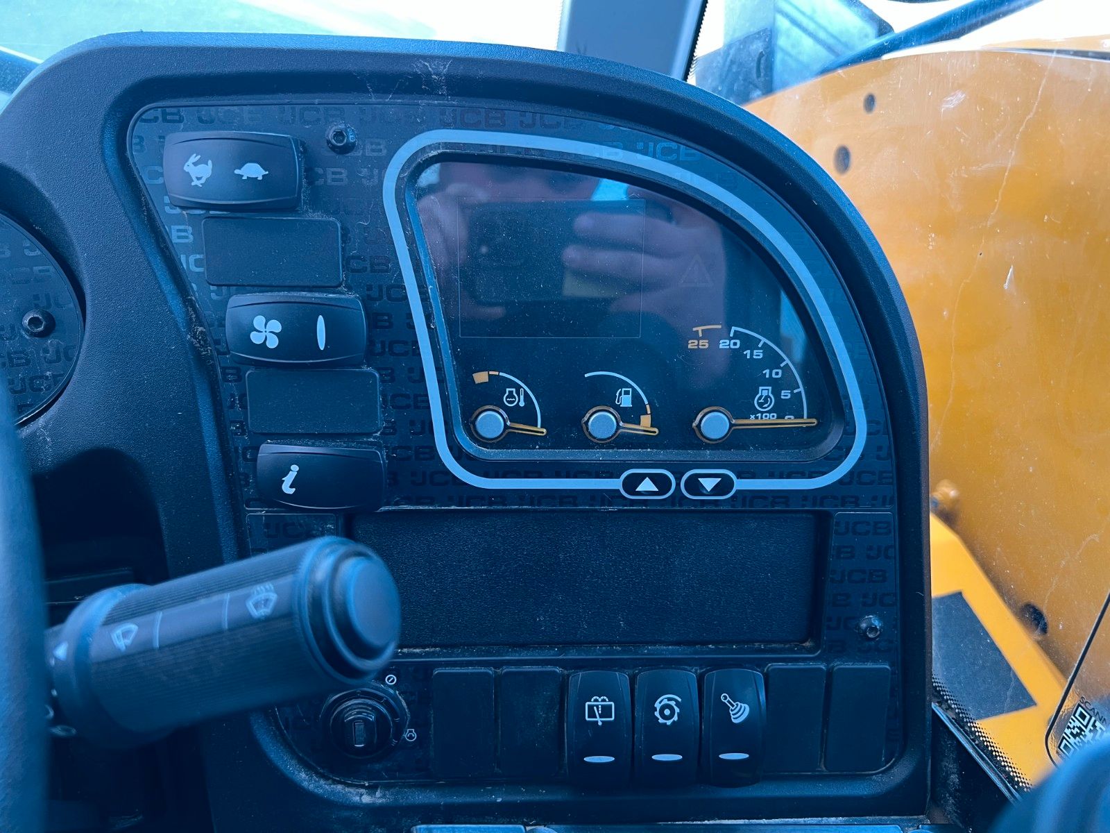 Fahrzeugabbildung JCB 525-60 Teleskop / nur 716h! / 2022 / Gabel