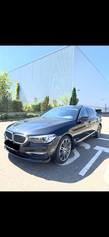 BMW 520D BMW Premium Garantie 05/2027 Car Vertical
