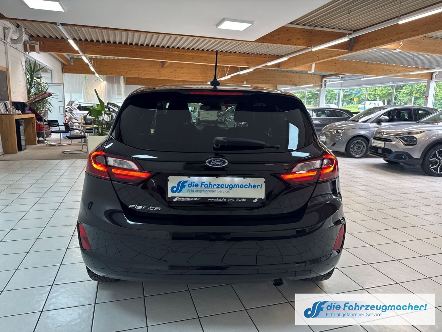 Fahrzeugabbildung Ford Fiesta Titanium X Navi LED Blendfreies Fernl. Ku