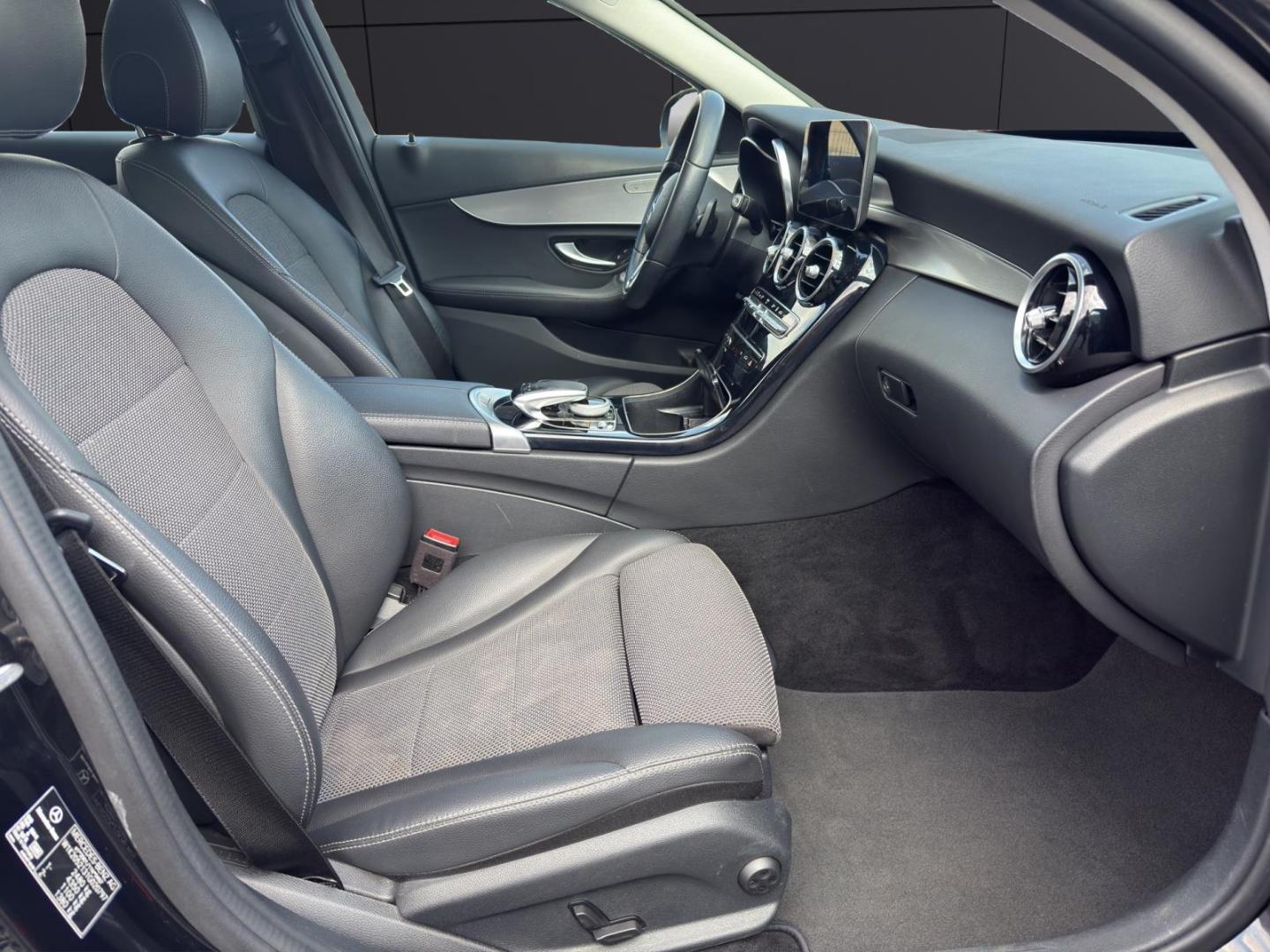 Mercedes-Benz C-Class T de Plug-in Hybrid Panodach Navi Kamera L, миниатюра 26