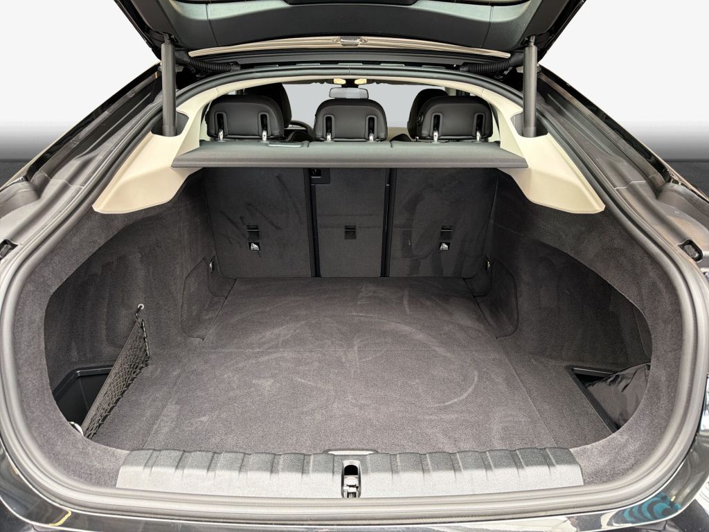BMW i4 - Bild 10