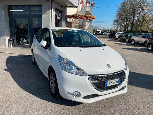 Peugeot 208 1.4 GPL Neopatentati