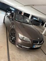 BMW 335i E93 LCI Cabrio Edition Exclusive - BMW 335 aus 2011: Cabrio