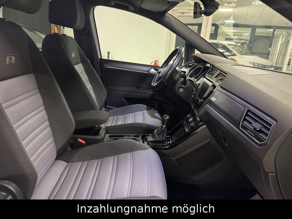 VW Touran 1.4 TSI R-LINE/LED/NAVI/ACC/DAB/AHK/CAM! VW Touran 1.4 TSI R-LINE/LED/NAVI/ACC/DAB/AHK/CAM!