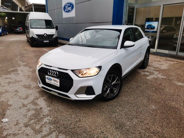 AUDI Audi A1 citycarver 30 TFSI 110cv S tronic Identi