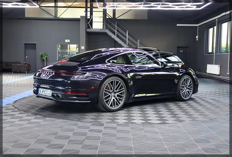 Porsche 911 Carrera PANO / CAM / PDC / APPROVED