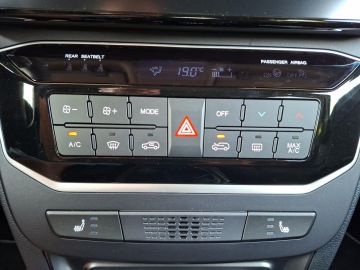 KGM Tivoli NOMAD 1.5 Navi°AC°RFK°SHZ°ALU°DAB°CarPlay