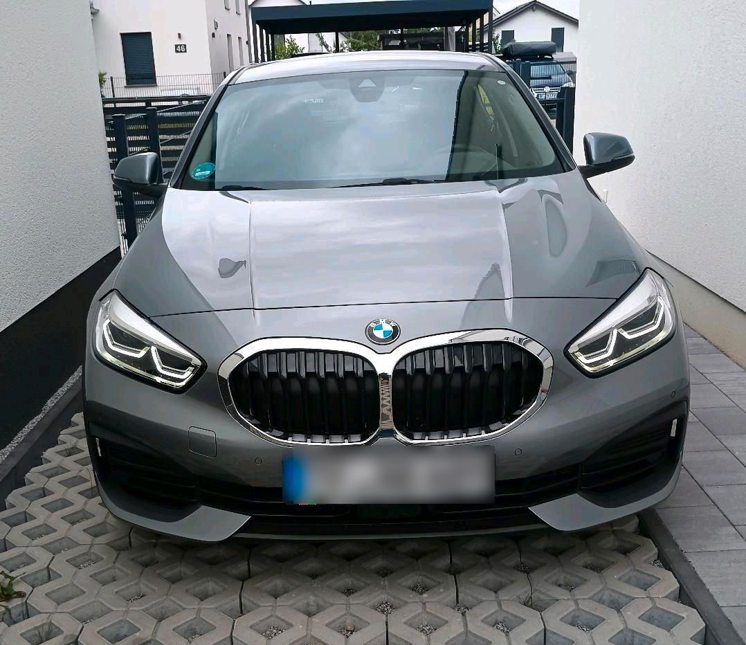 BMW BMW 118i Automatik | Baujahr 12/2022 | Ben...