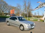 Mercedes-Benz E220 CDI Elegance Automatik ... - gebrauchte Mercedes-Benz E 220 aus dem Jahr 2000