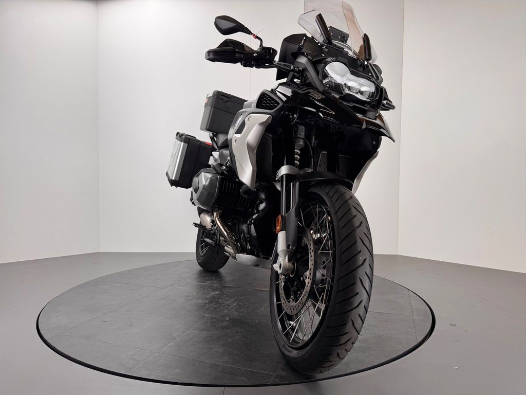 Fahrzeugabbildung BMW R1250 GS TRIPLE BLACK *4 PAKETE *VARIOKOFFER