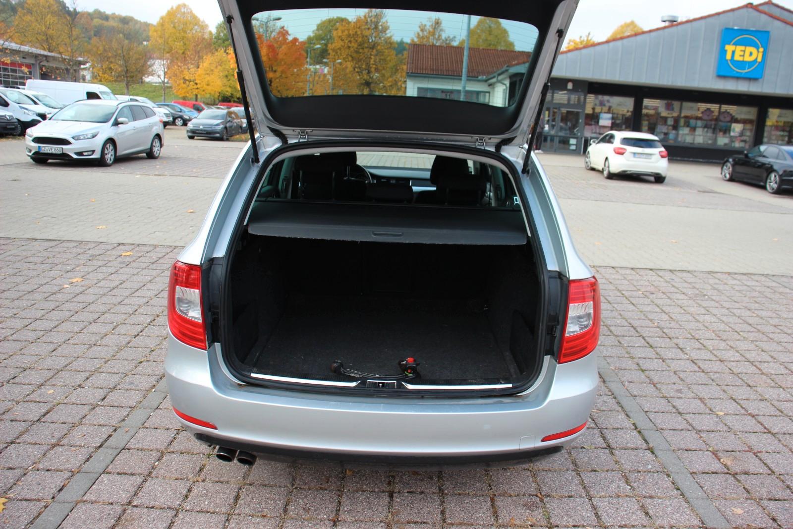 Skoda Superb 2014 — photo 18