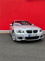 BMW 325i E92 M-Paket ab Werk! - BMW 325 mit Benzin-Antrieb: Coupé, 325i M Paket