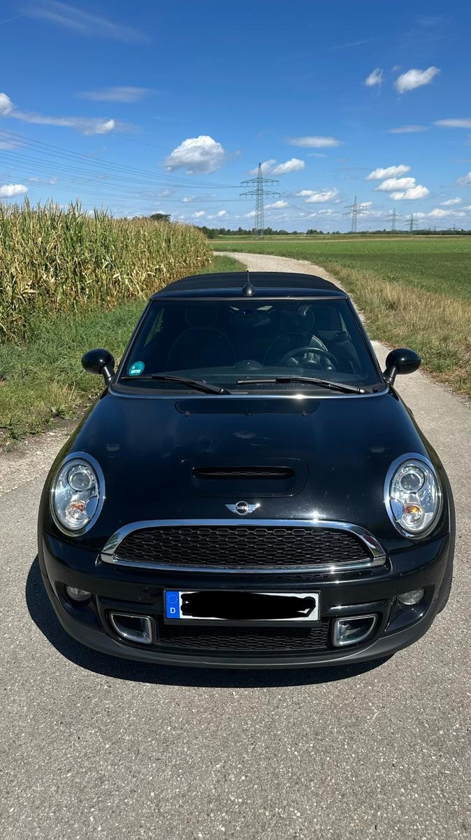 MINI Cooper S Cabrio Leder Navi 8-fach Service