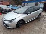 Toyota Corolla Touring Sports Hybrid Business Edition - Toyota Corolla: Unfallwagen