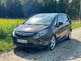 Opel Zafira Tourer 2.0 BiTurbo 194 PS TÜV NEU - Opel Zafira Tourer mit Schiebedach