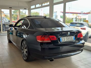 BMW 320 - 6