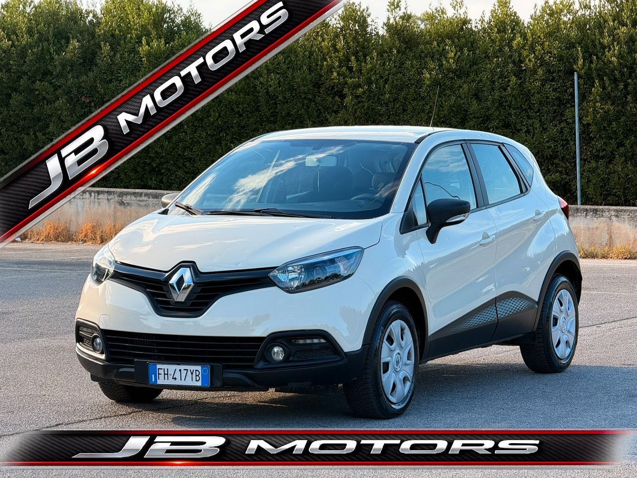 Renault Captur - 1