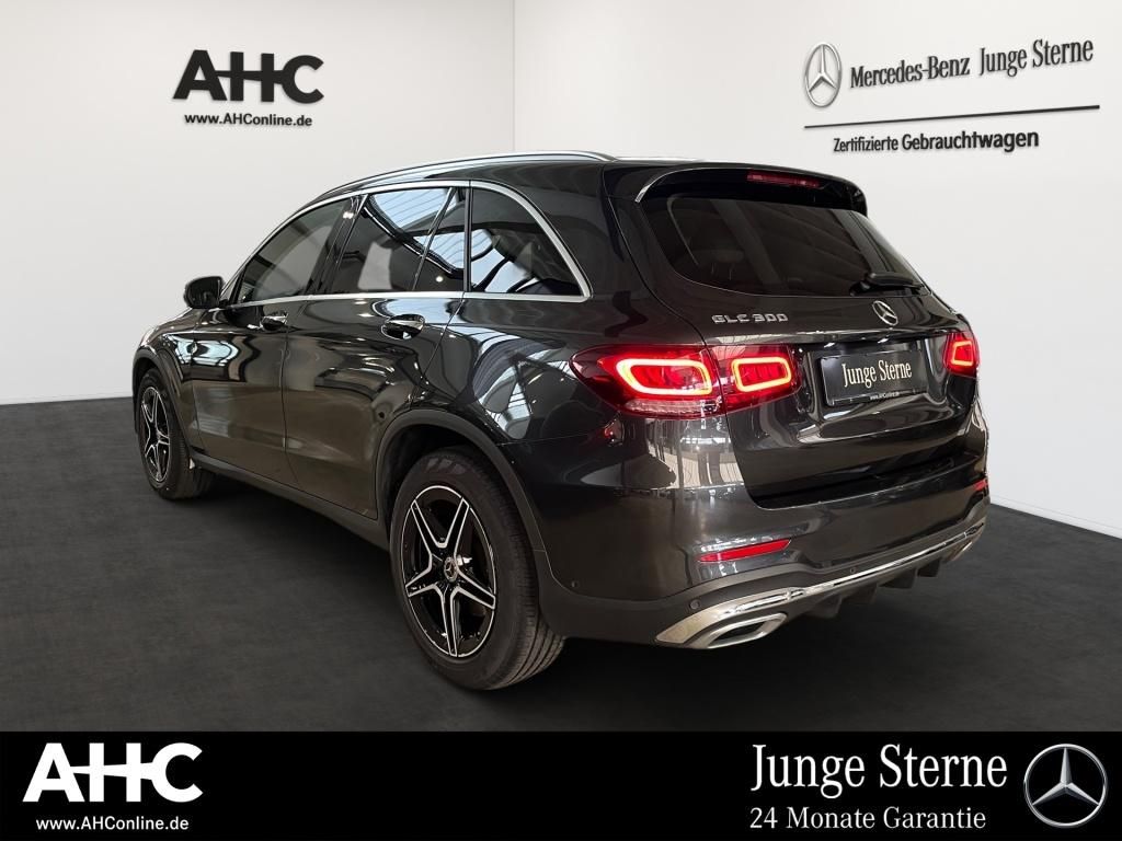 Fahrzeugabbildung Mercedes-Benz GLC 300 4M AMG Totwi. HUD LED SHZ Sport KeyLess