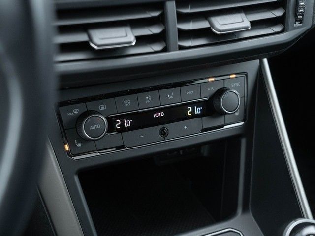 Polo Comfortline TSI Navi ACC AID Sitzkomfort-Pa