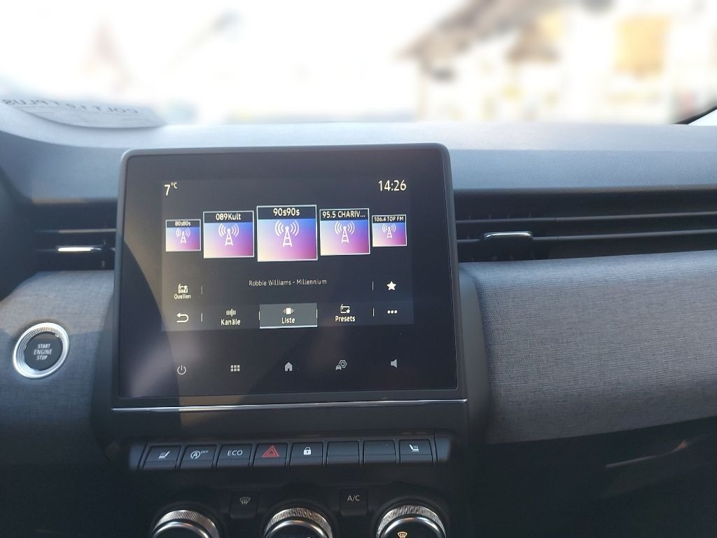 Fahrzeugabbildung Mitsubishi Colt PLUS 1.0 T 6-Gang Sitzheiz. LED