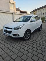 Hyundai ix35 1.7 CRDi FIFA World Cup EDITION 2WD - Hyundai ix35 in Mannheim