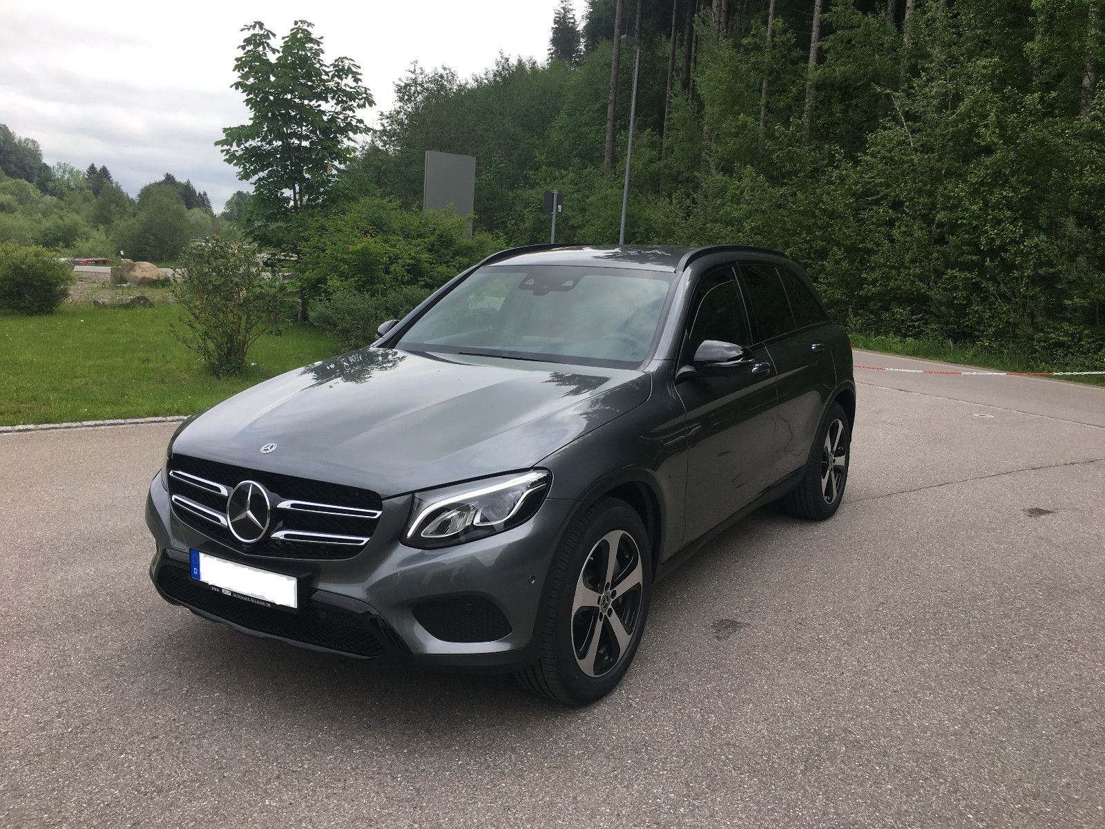 MERCEDES-BENZ GLC 350 e 4MATIC Autom. - AMG-Line