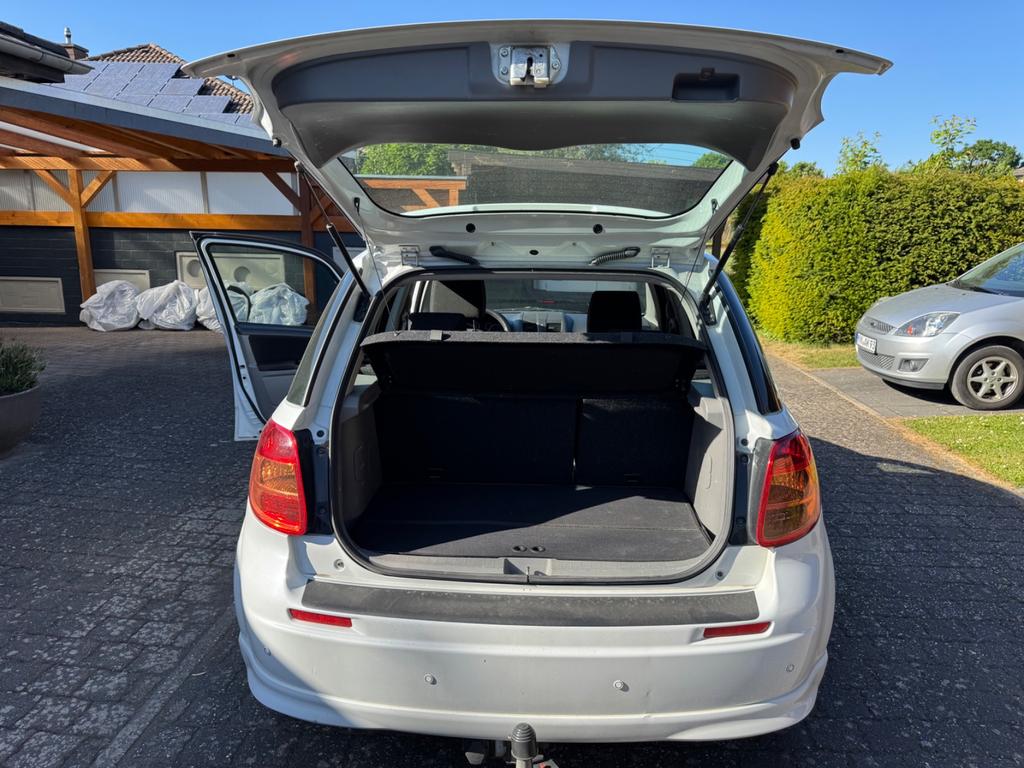 Suzuki SX4