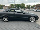 Mercedes-Benz Clk 320 Guter Zustand - Mercedes-Benz CLK 320 Gebrauchtwagen in Berlin