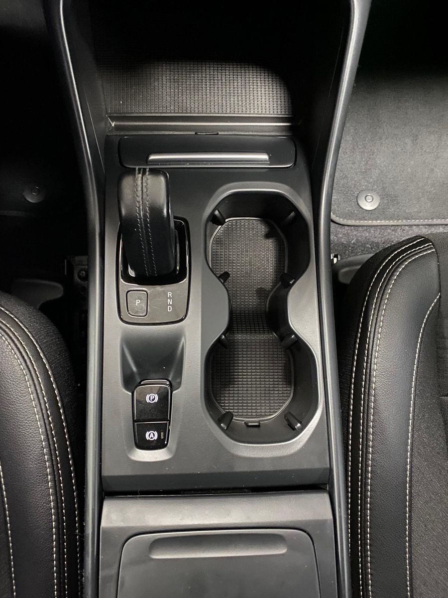Fahrzeugabbildung Volvo XC40 KLIMA+RFK+PDC+NAVI+SITZHEIZ+4x4+AHK+ALU+LED
