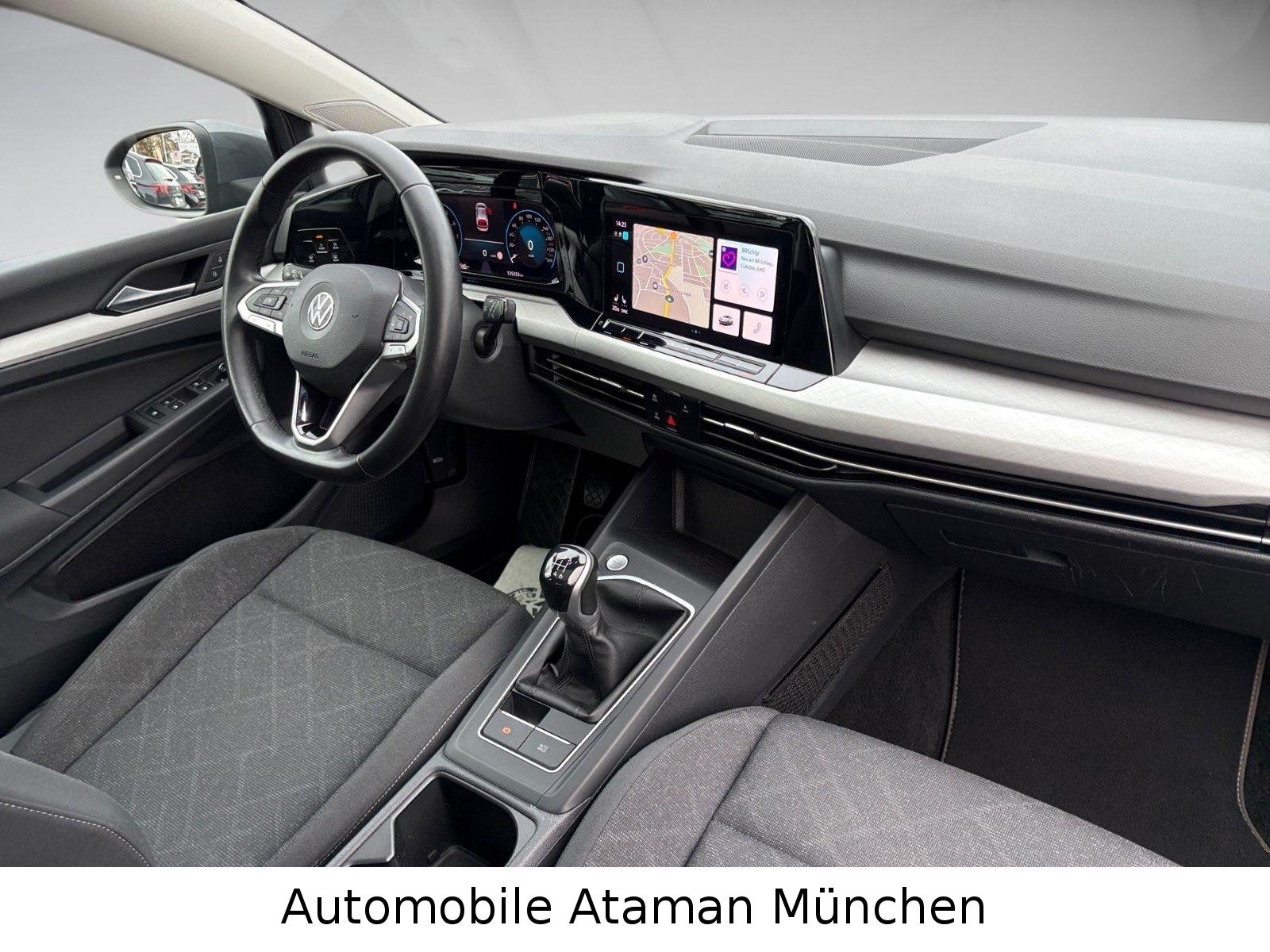 Volkswagen Golf VIII TSI Lim. Life / Navi / LED / Panorama, миниатюра 10