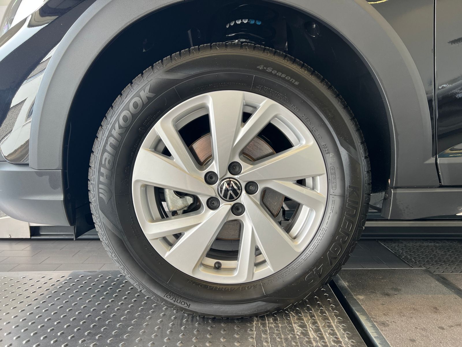 Fahrzeugabbildung Volkswagen Taigo Life 1,0 l TSI *LED, Climatronic, Sitzhzg.