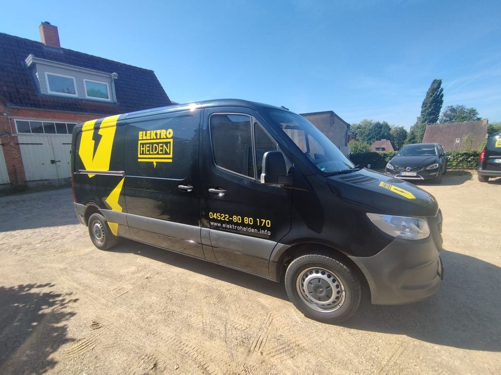 Image of Mercedes-Benz Sprinter