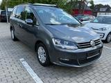 Volkswagen Sharan 2.0 TDI*DSG*7-Sitz*Temp*SHZ*PDC* - VW Sharan Gebrauchtwagen in Düsseldorf
