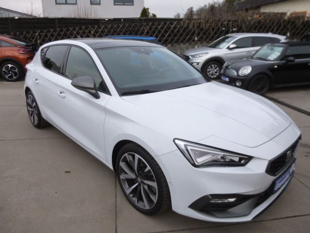 Seat Leon FR DSG 2,0 TDI/Navi/Klima/Kamera/LED/Panora