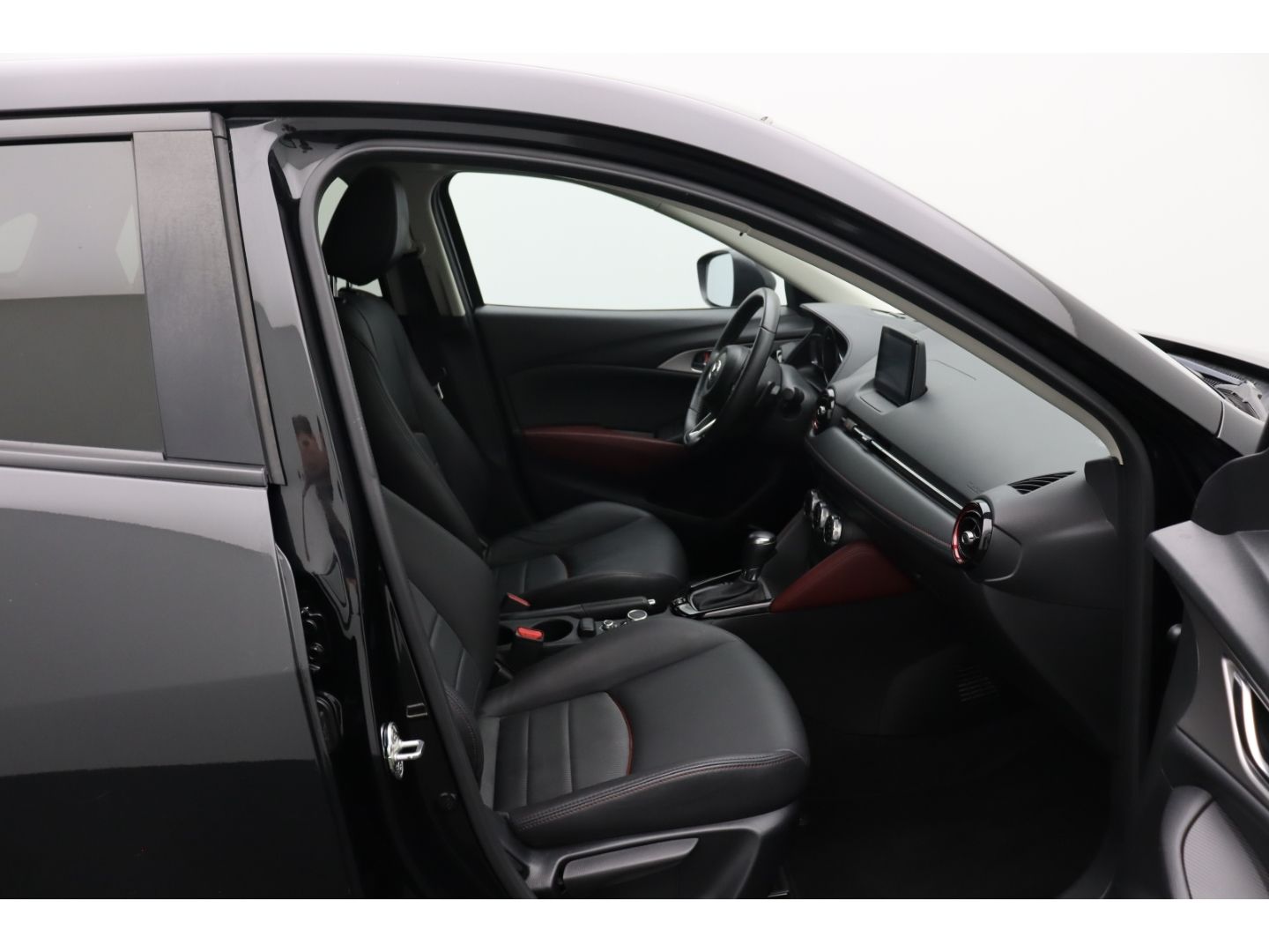 Fahrzeugabbildung Mazda CX-3 Sports-Line AWD Navi ACC Bose Soundsystem