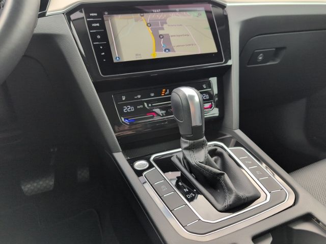 Passat Variant 2.0 TDI DSG ELEGANCE AHK+HEAD-UP+
