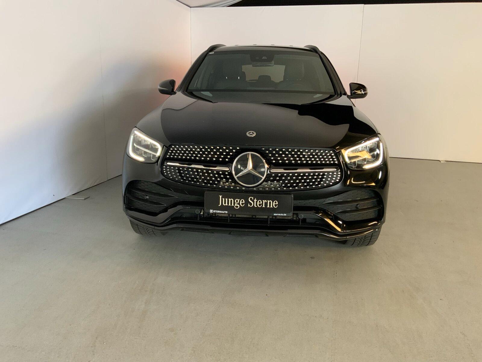 Mercedes-Benz GLC 300 de 4M AMG RüCam LED Night 19 Zoll DAB