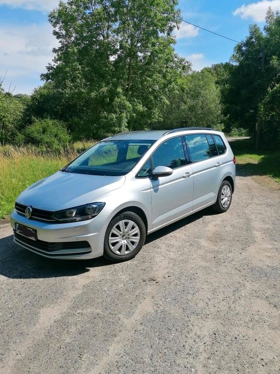 Image of Volkswagen Touran