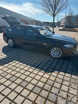 BMW 535d Touring -M Paket - BMW 535 aus 2012: 535d