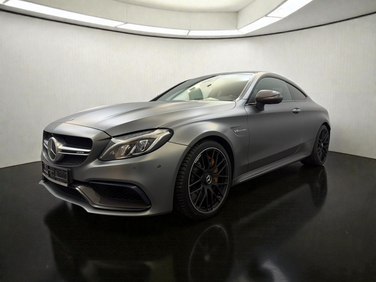 MERCEDES-BENZ C 63 s AMG Coupe KERAMIK*CARBON*PERF-SITZE*PANO