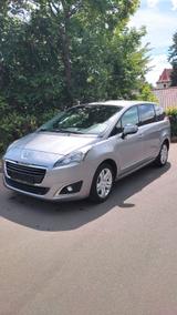 Peugeot 5008 1.6 Active HDi 115 Active - Peugeot 5008 aus 2014