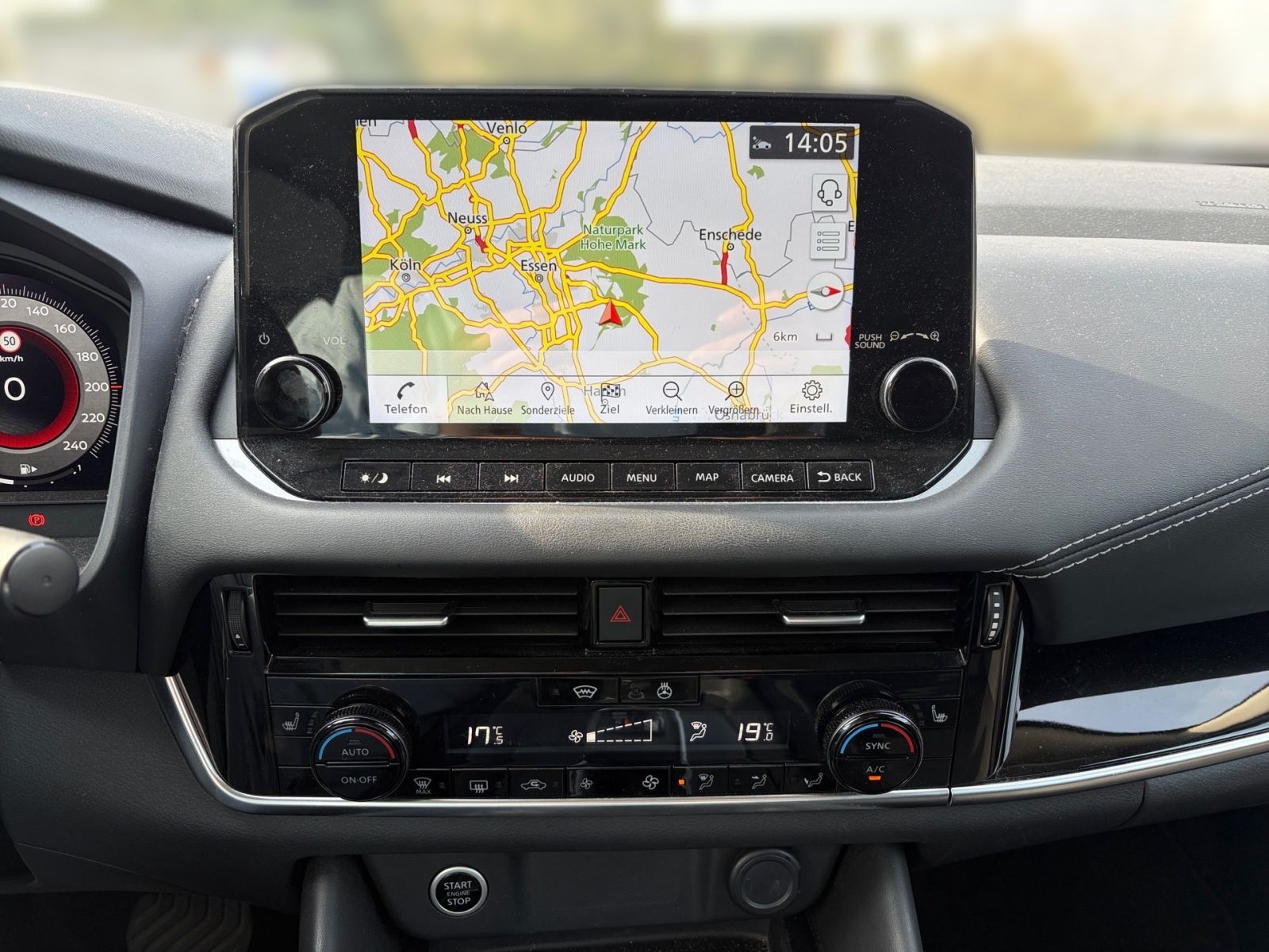 Fahrzeugabbildung Nissan Qashqai 1.3 DIG-T N-Connecta*AUTOMATIK*SHZ*360°K
