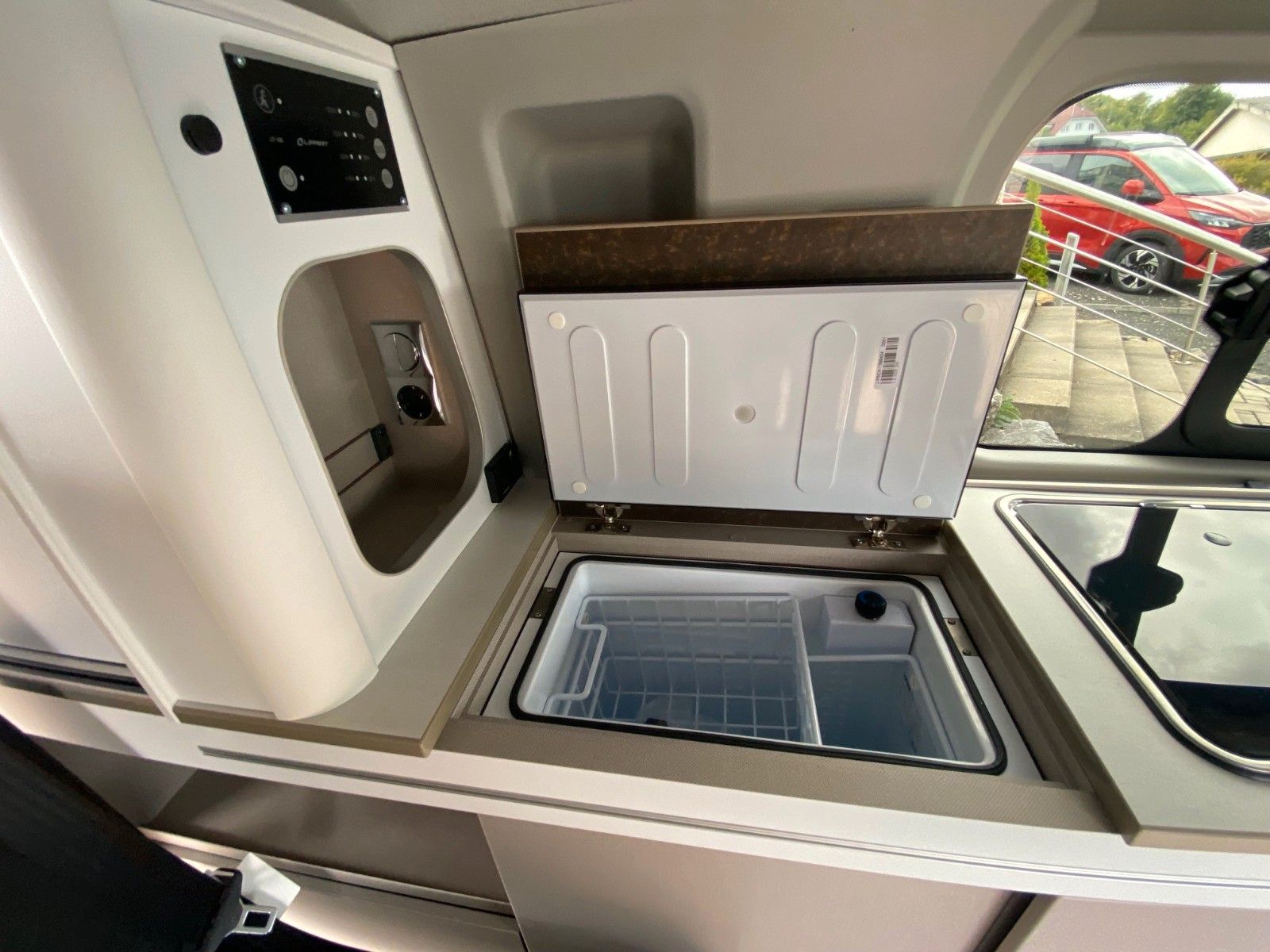 Fahrzeugabbildung Bürstner Copa C 532 B66 Sondermodell *170PS*Autom.*Navi*