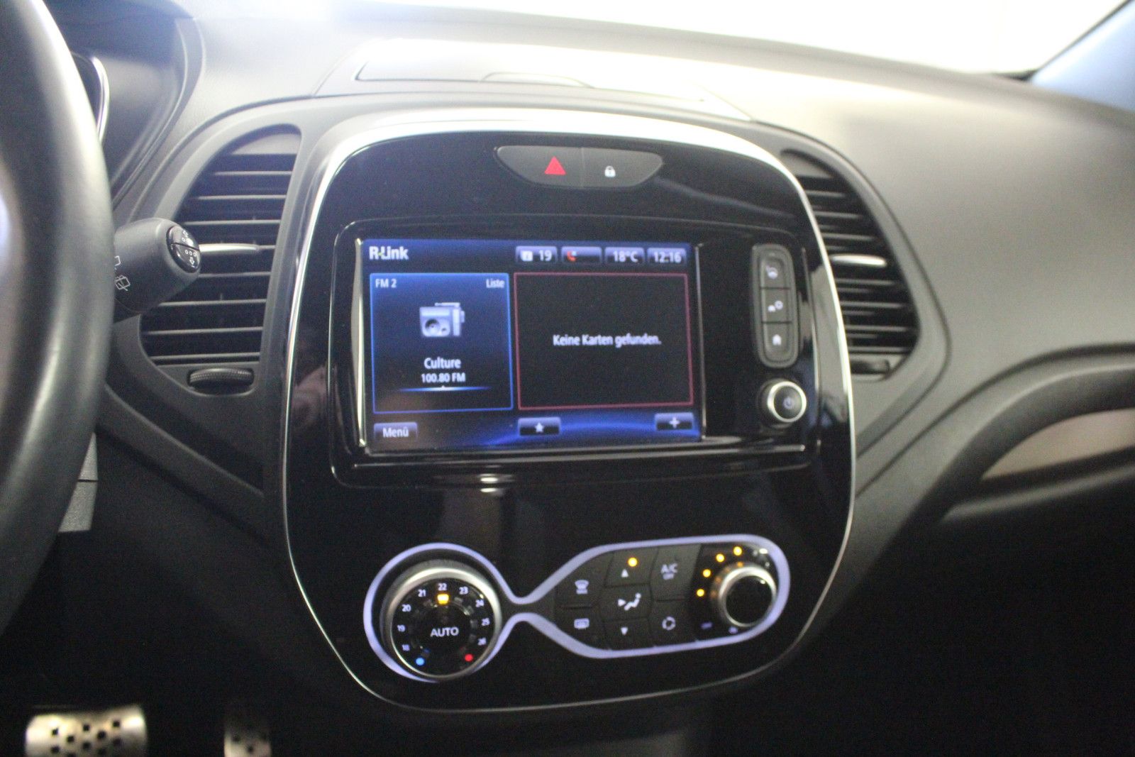 Fahrzeugabbildung Renault Captur TCe 150 EDC GPF Bose Edition