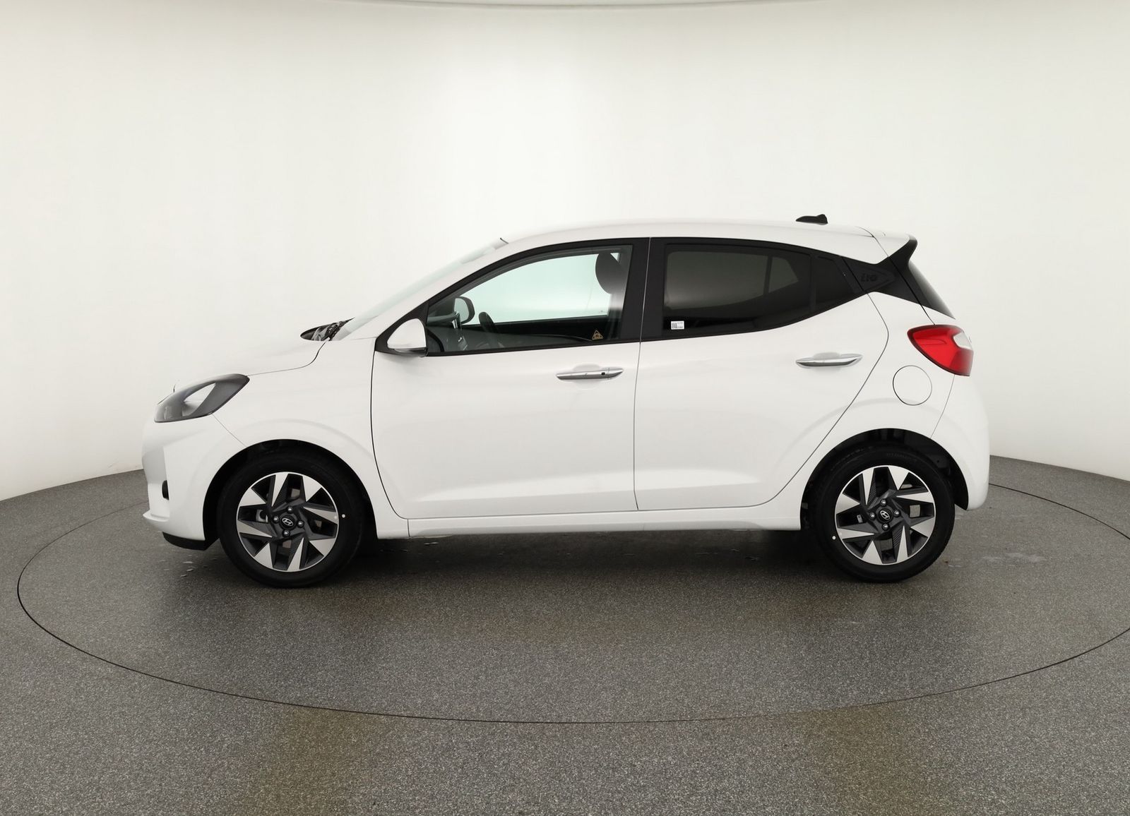 Hyundai i10 1.0 Navi Kamera Tempomat AAC imagem 2