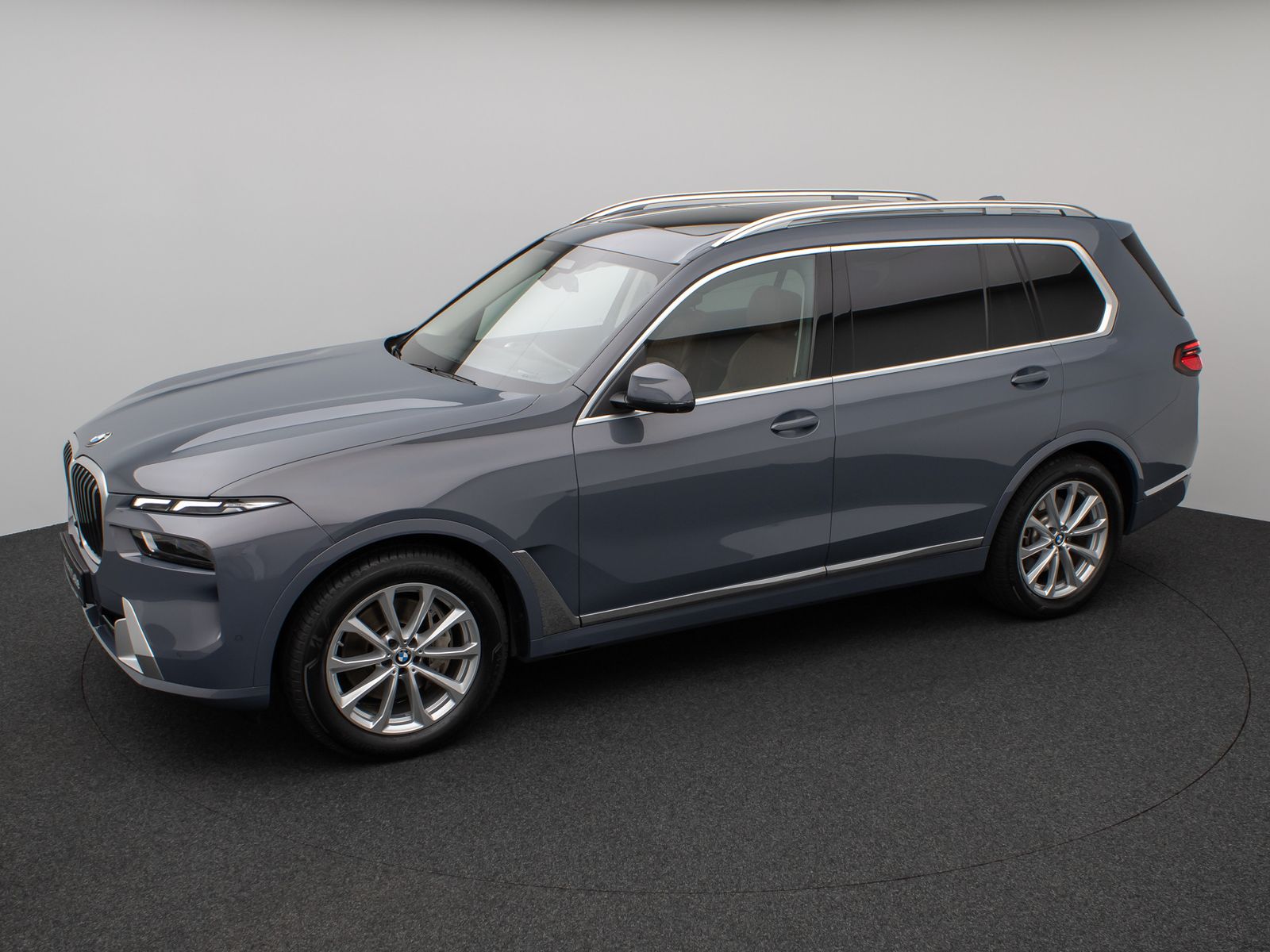 Fahrzeugabbildung BMW X7 xD40d Panorama 360°HUD DAB H/K Massage SoftCl