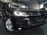 Volkswagen TOUAREG 3.0 TDI R-LINE - gebrauchte VW Touareg aus dem Jahr 2011