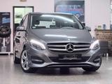 Mercedes-Benz B 180 ( SHZ * PDC ) - Mercedes-Benz B 180 Gebrauchtwagen in Aachen
