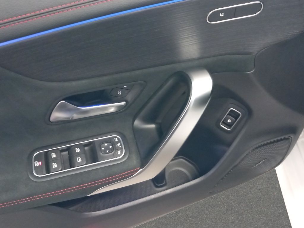 Fahrzeugabbildung Mercedes-Benz CLA 250 e Shooting Brake AMGLine*Night Paket*AHK